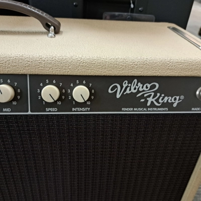 Fender Vibro-King 5